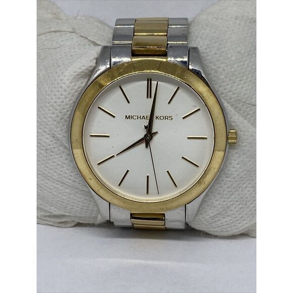 Michael Kors Slim Runway MK3198 Women's Stainless Steel Analog Dial Watch MP726 - Picture 1 of 12